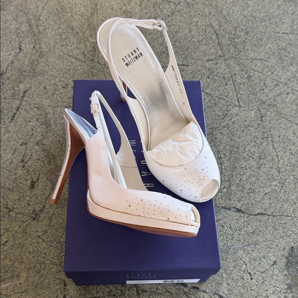 New Stuart Weitzman White Peep-Toe wedding g Slingback Heels